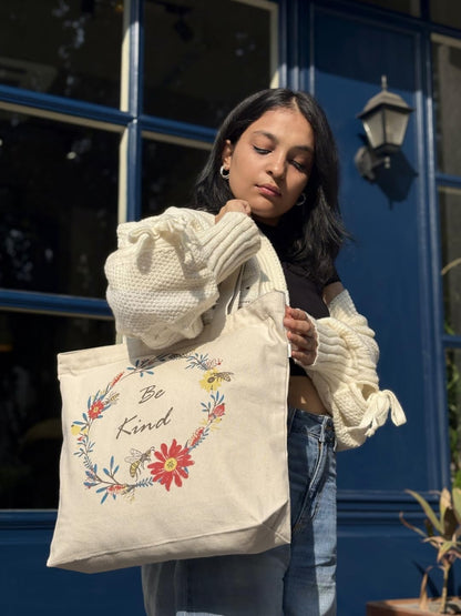 Ecoright Women's Aesthetic Large Canvas Tote Bag with Zipper and Pocket for Yoga, Work, and Beach Activities